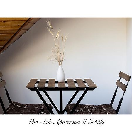 Var-Lak Apartman Eger Exteriör bild