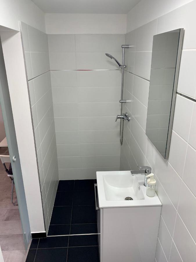 Var-Lak Apartman Eger Exteriör bild